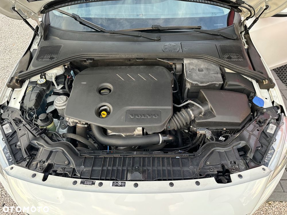 Volvo S60 D2 - 36