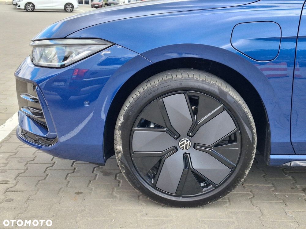 Volkswagen Passat - 5
