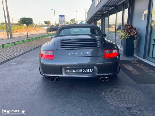 Porsche 911 (997) Carrera 4 S - 43