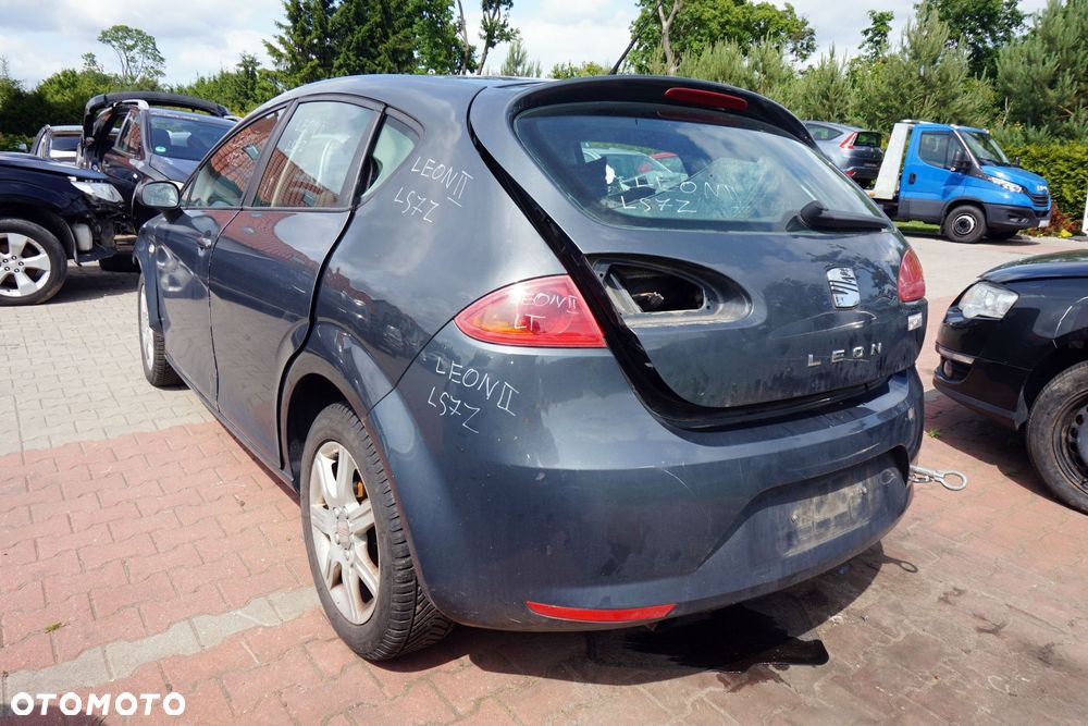 SEAT LEON II 1P1 5D HB 2007 LS7Z 1.6 8V BSE 102KM JHV CZARNY na części - 3