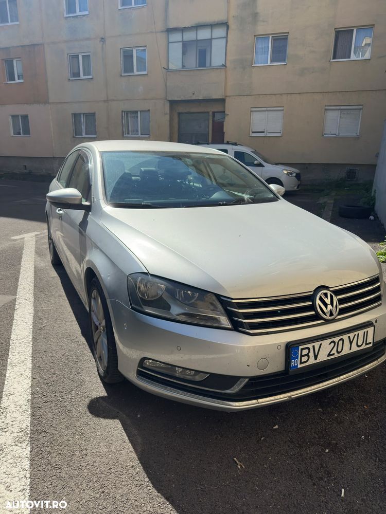 Volkswagen Passat - 9