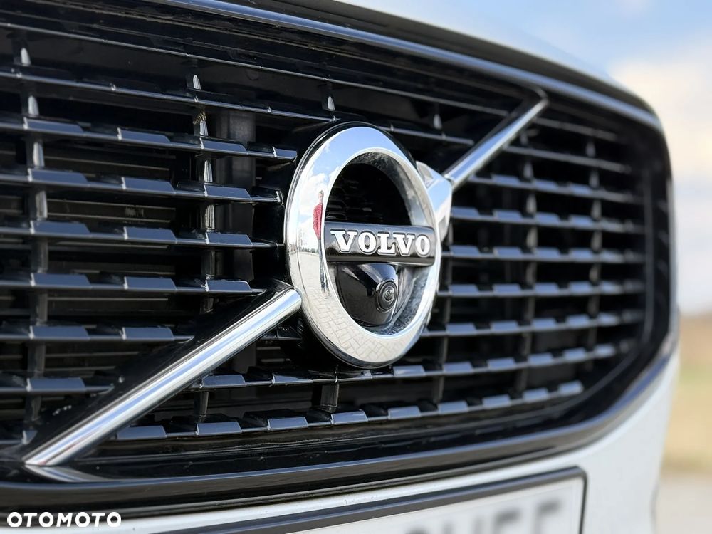 Volvo XC 60 - 4