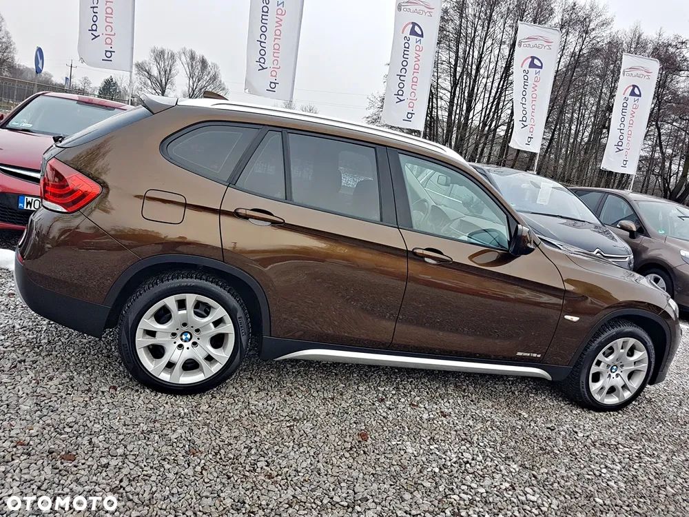 BMW X1 sDrive18d xLine - 36