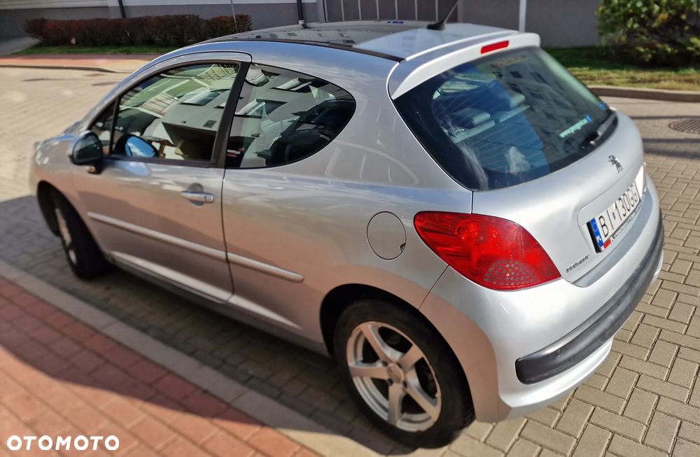 Peugeot 207 1.6 THP Platinum - 8