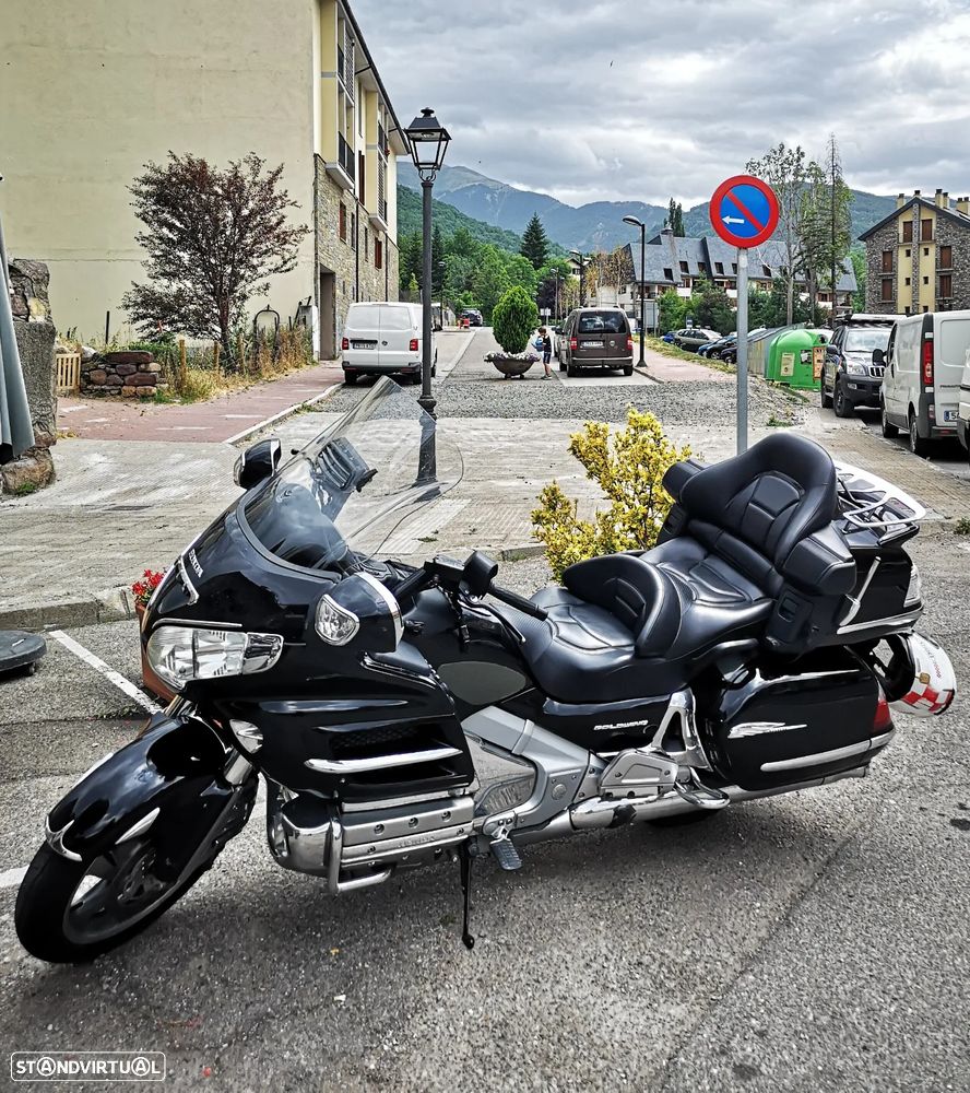 Honda Goldwing - 6