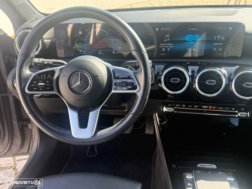 Mercedes-Benz A 250 - 11