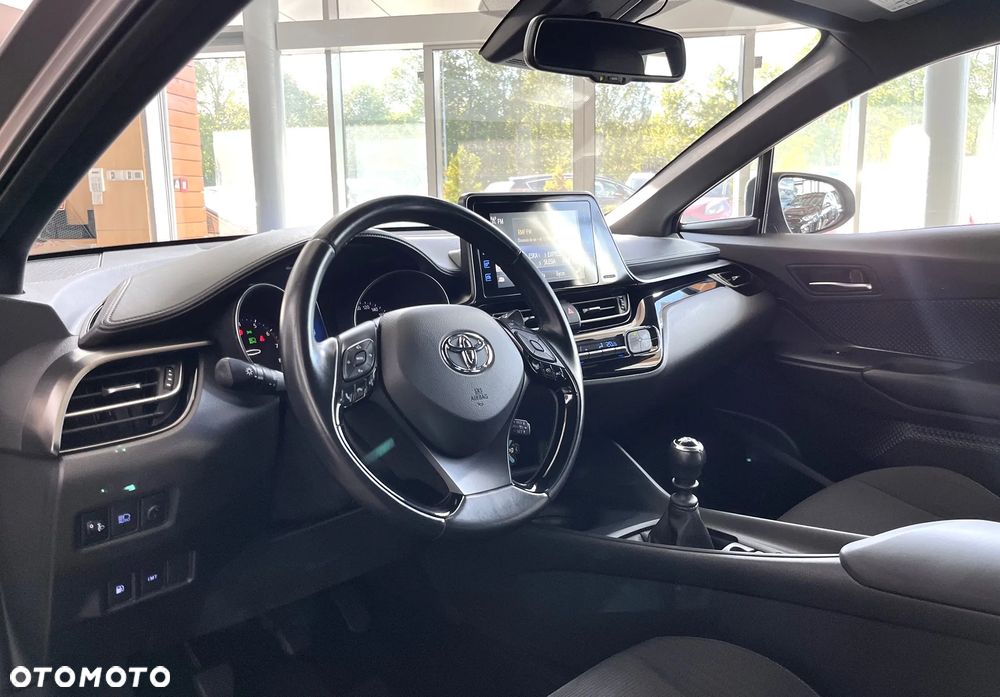 Toyota C-HR 1.2 T GPF Premium - 10