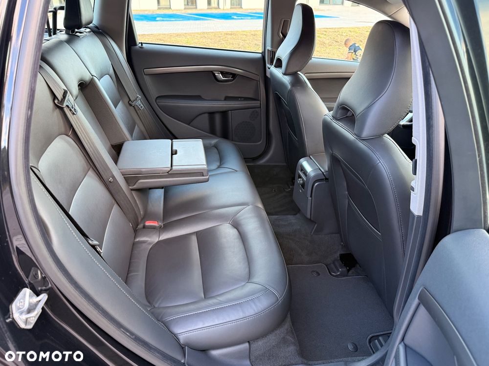 Volvo V70 D4 Drive-E Momentum - 26