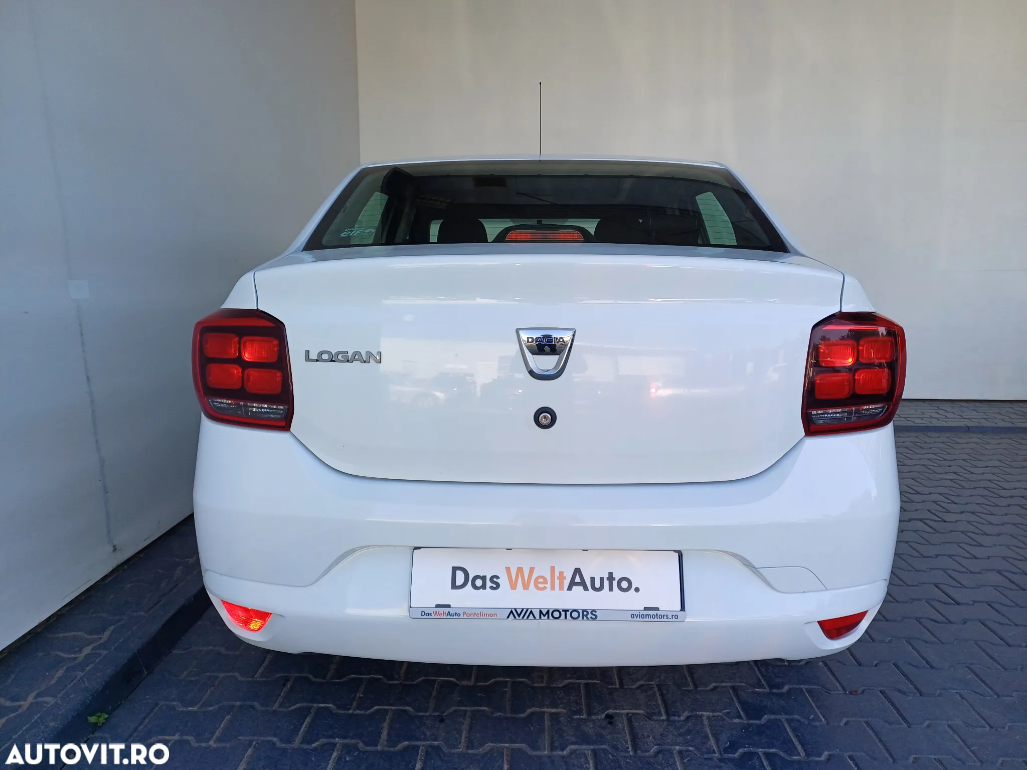 Dacia Logan 1.5 Blue dCi Laureate - 13