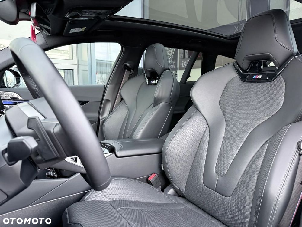 BMW Seria 5 540d xDrive mHEV - 14