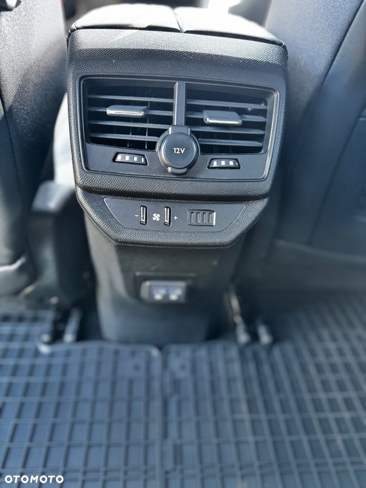 Peugeot 5008 PureTech 130 EAT8 Stop & Start GT - 12