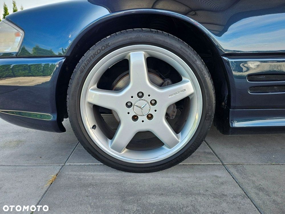 Mercedes-Benz SL - 15