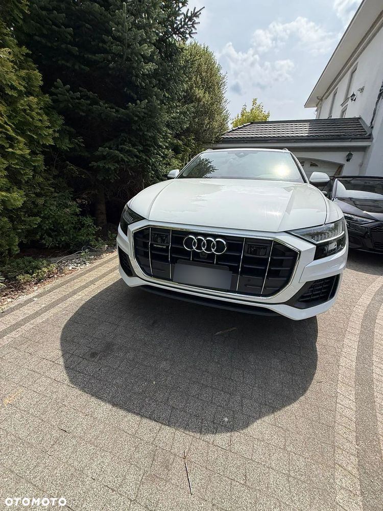 Audi Q8 55 TFSI quattro tiptronic - 10