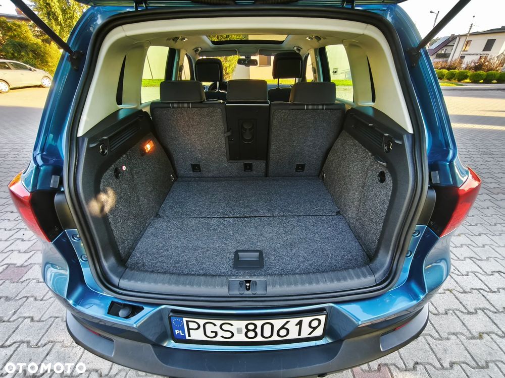 Volkswagen Tiguan - 10