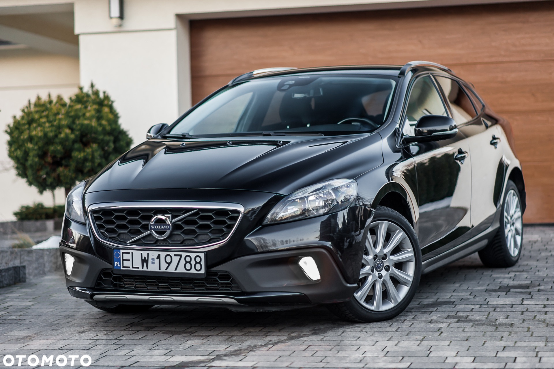 Volvo V40 Cross Country D3 Momentum - 14