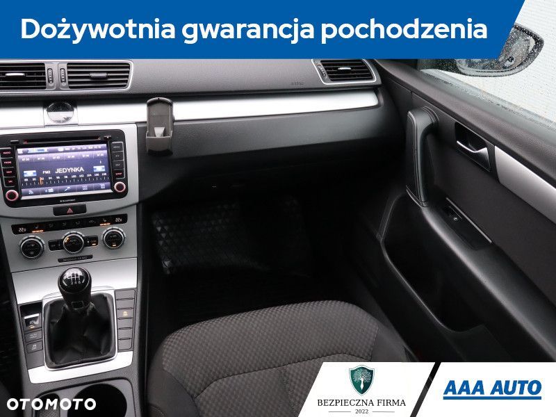 Volkswagen Passat Variant - 9