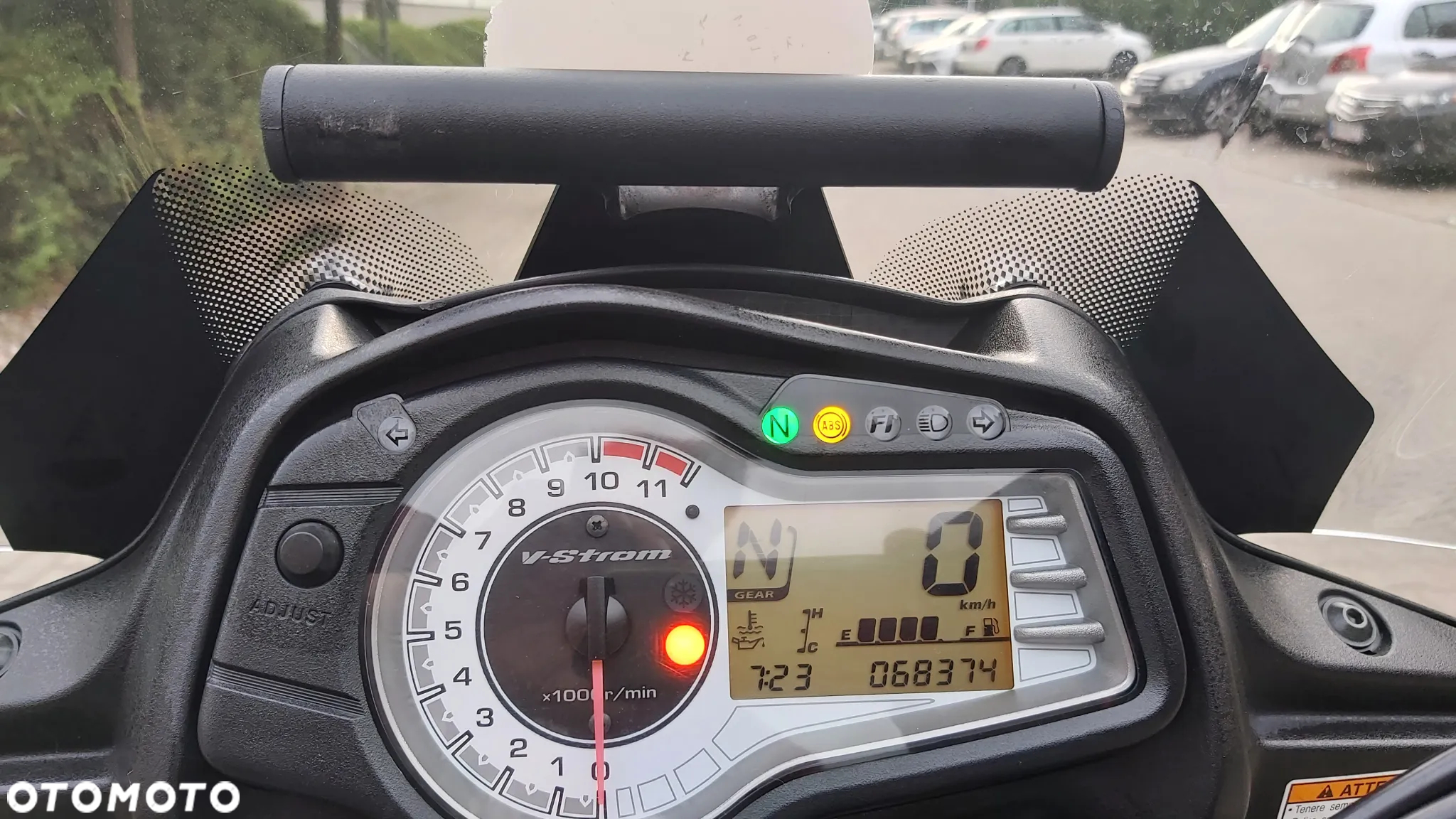 Suzuki DL - 6