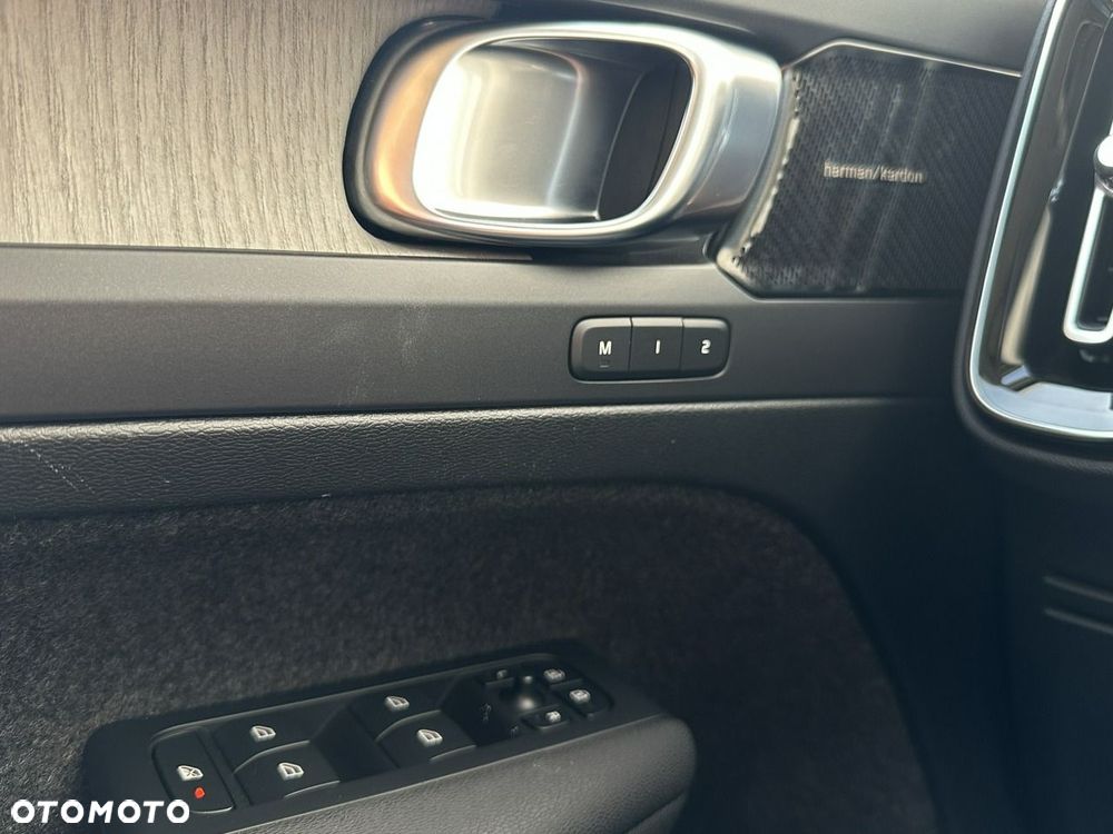 Volvo XC 40 T5 Plug-In Hybrid Inscription - 38