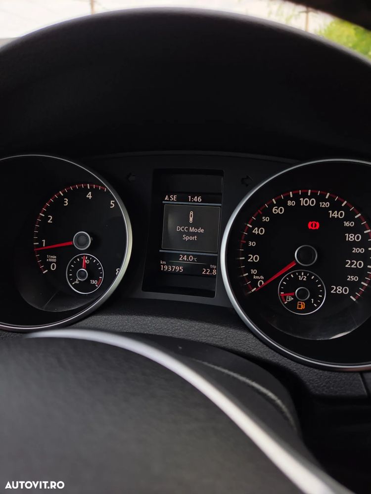 Volkswagen Golf 2.0 GTI - 21