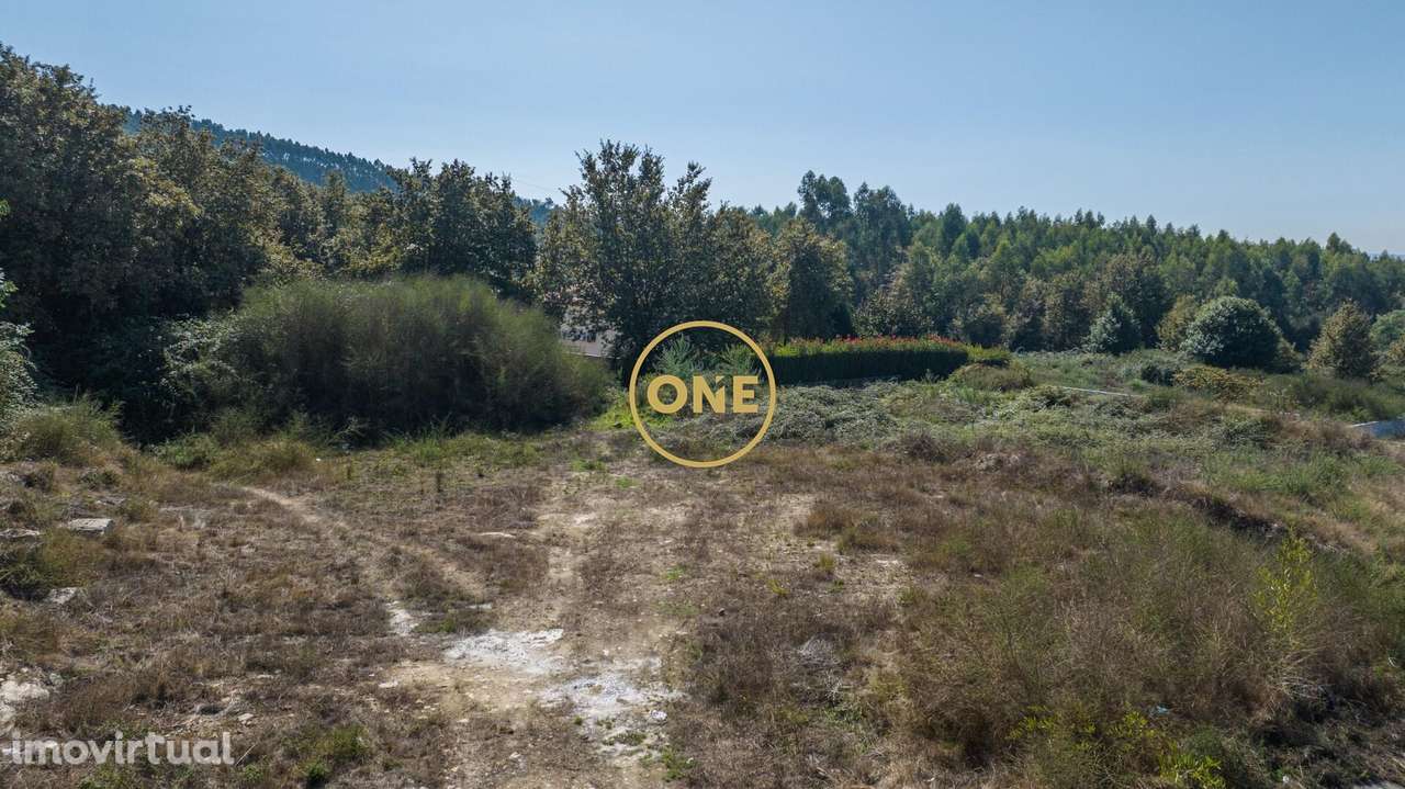 Terreno de construção em Ruivães - Grande imagem: 3/14