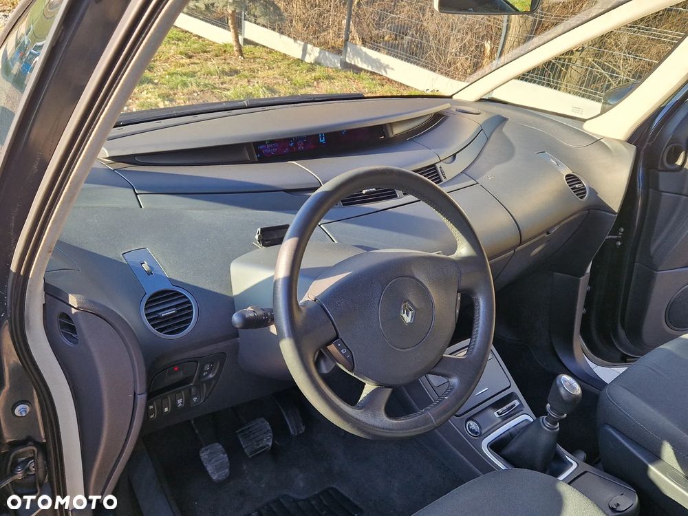 Renault Espace 2.0 Authentique - 20