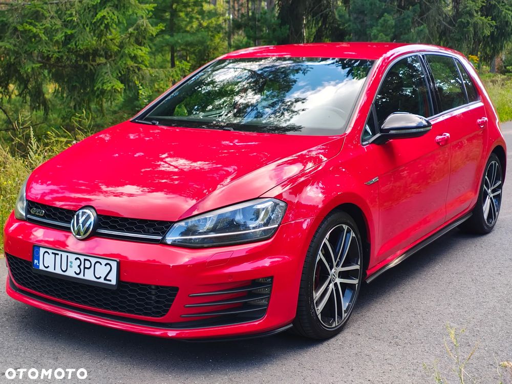 Volkswagen Golf - 17