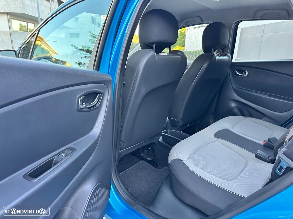 Renault Captur dCi 90 EDC Dynamique - 27