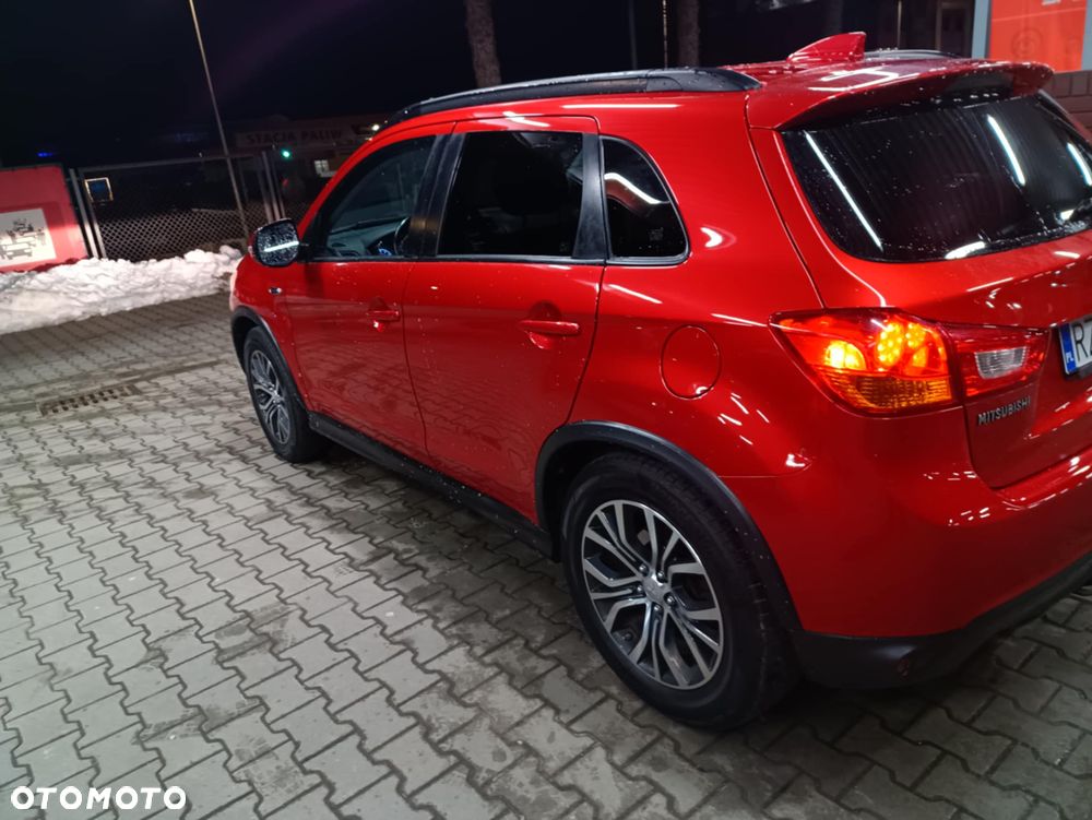 Mitsubishi Outlander - 10