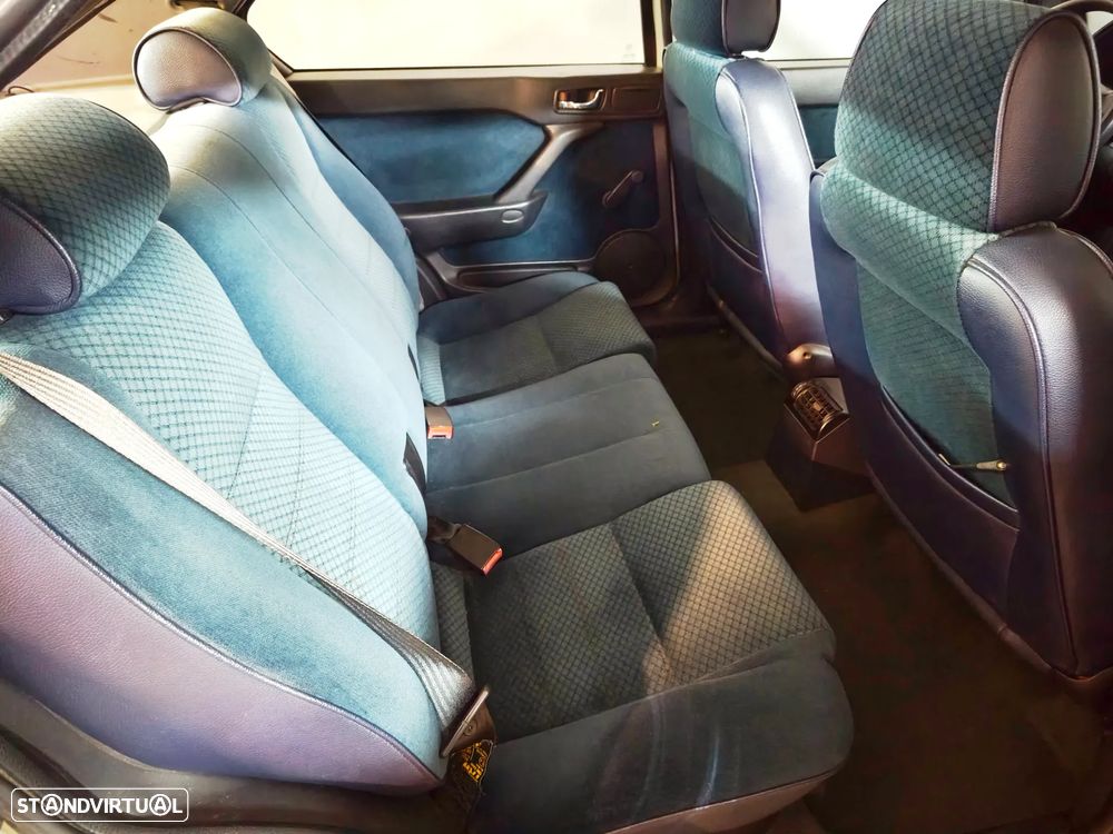 Alfa Romeo 146 1.4 - 4