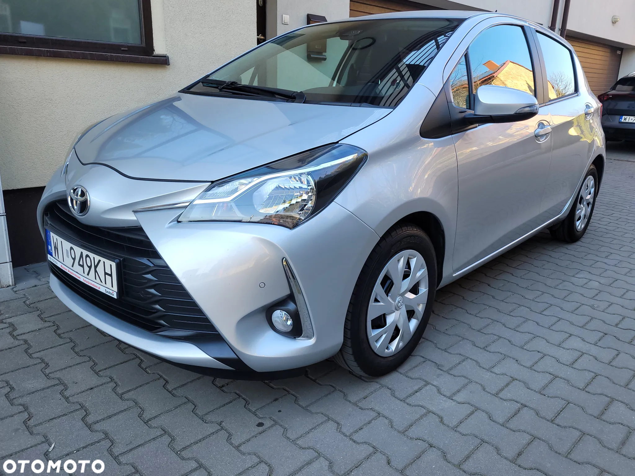 Toyota Yaris 1.5 Premium CVT - 33