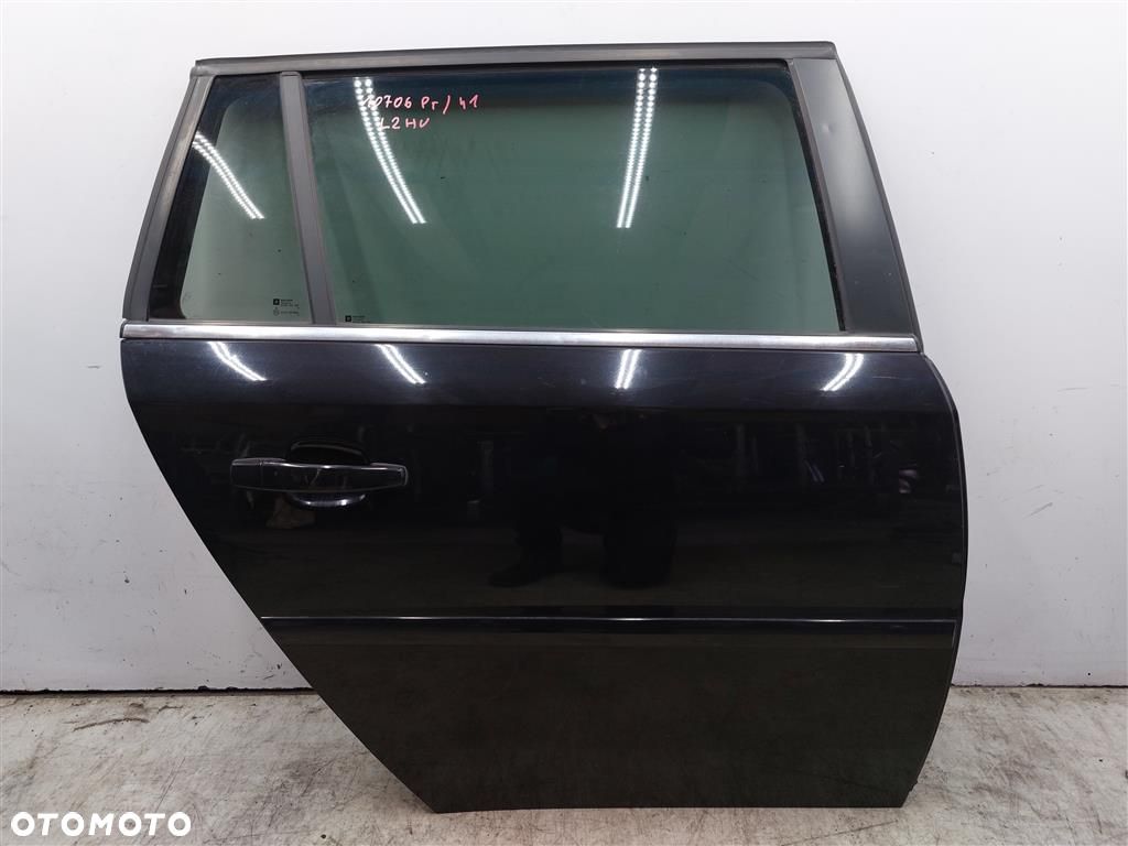 Drzwi tylne prawe tył OPEL VECTRA C 2005-2008 LIFT CZARNY L2HU KOMBI - 1