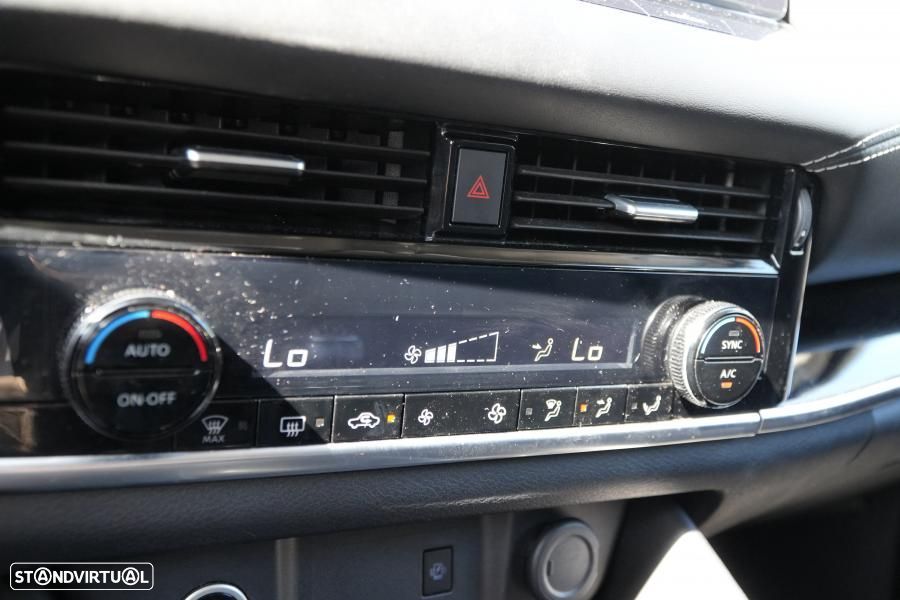 Nissan Qashqai 1.3 DIG-T N-Connecta - 14