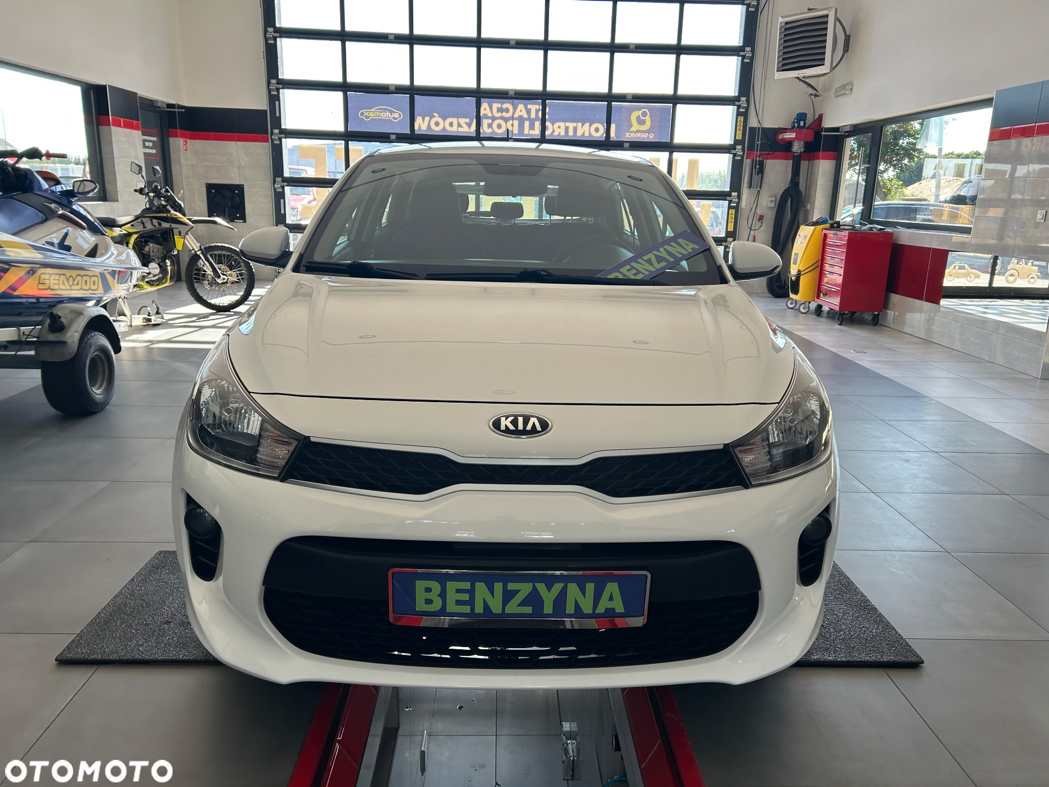 Kia Rio 1.2 Business Line - 11