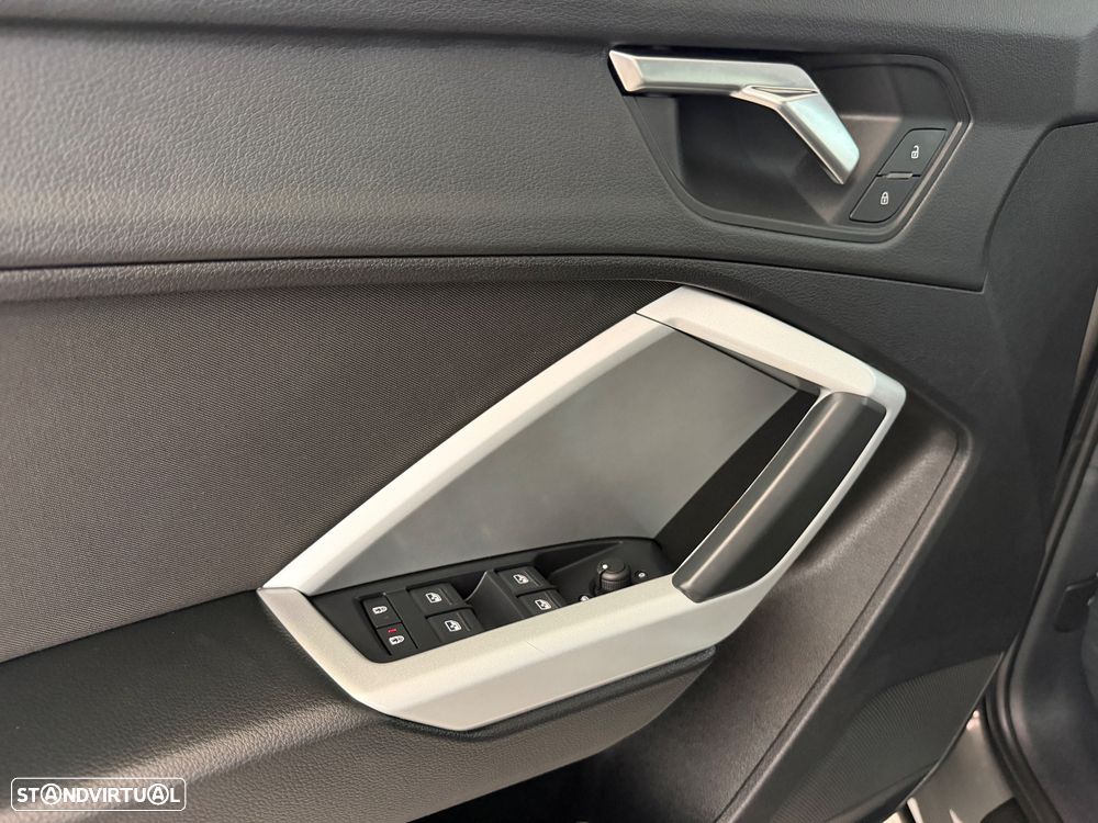 Audi Q3 35 TDI Advanced S tronic - 12