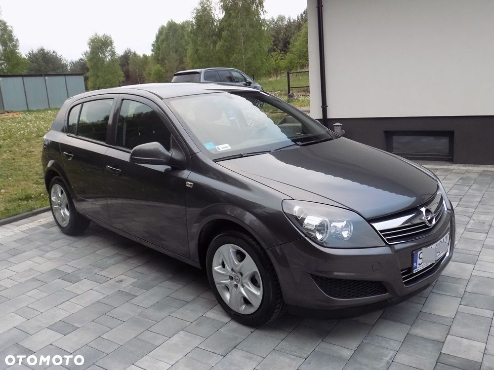 Opel Astra 1.6 Fun - 12