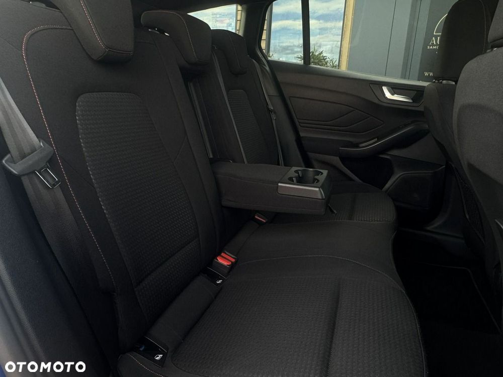 Ford Focus 1.5 EcoBlue STart-Stopp-System ST-LINE X - 20