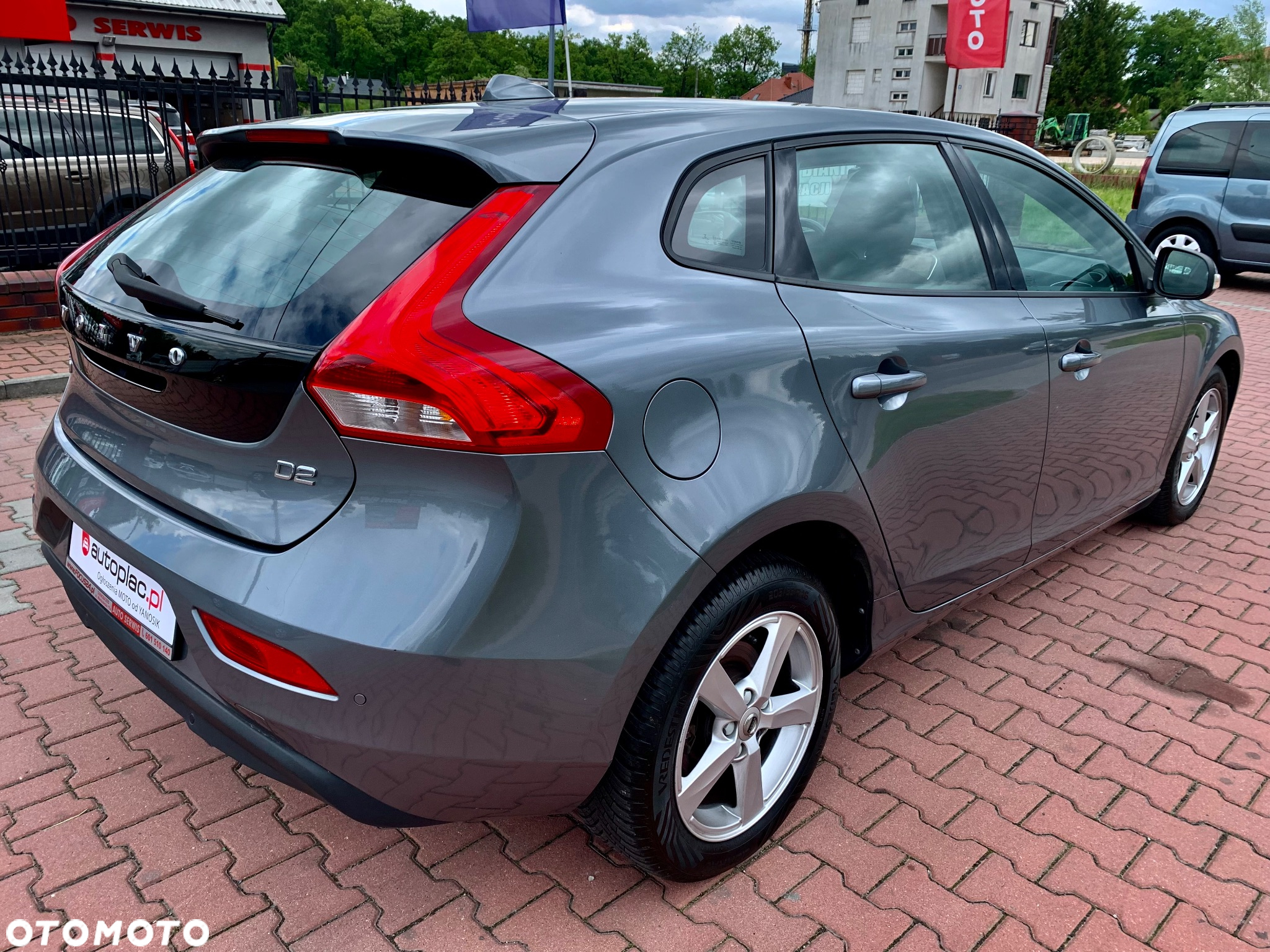 Volvo V40 D2 Drive-E Summum - 10