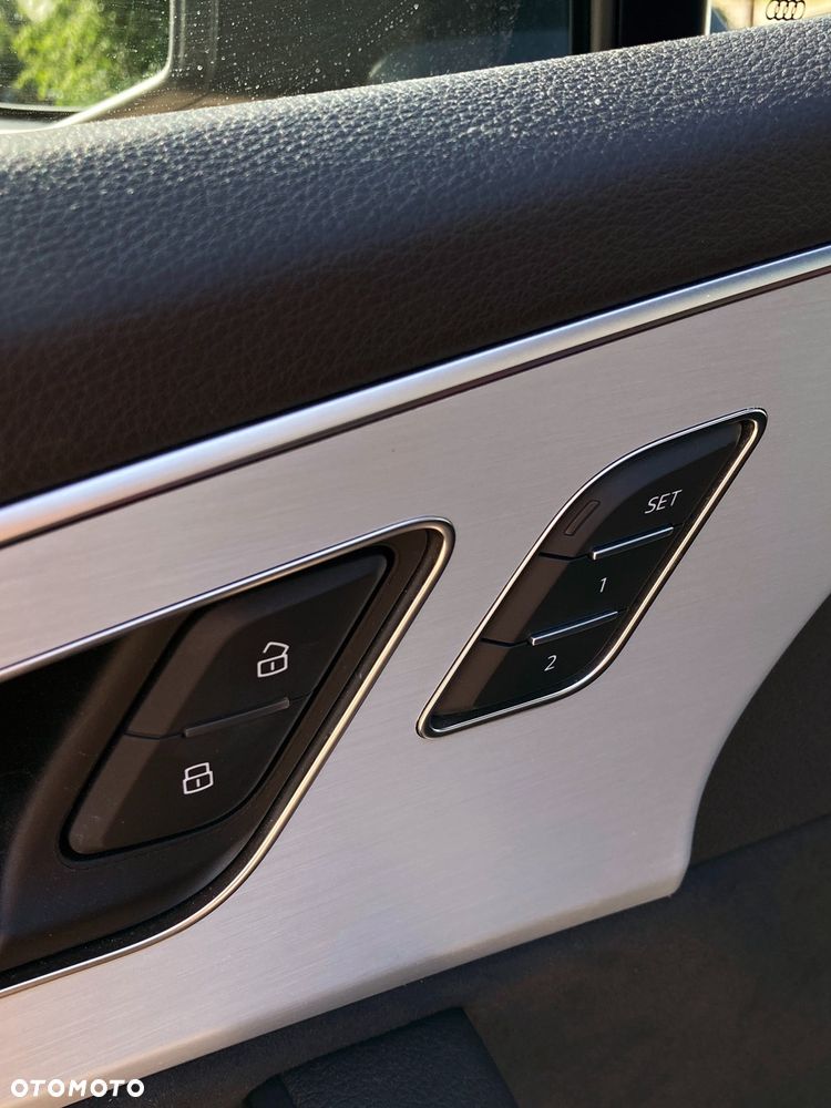 Audi Q7 55 TFSI mHEV Quattro S Line Tiptr - 19