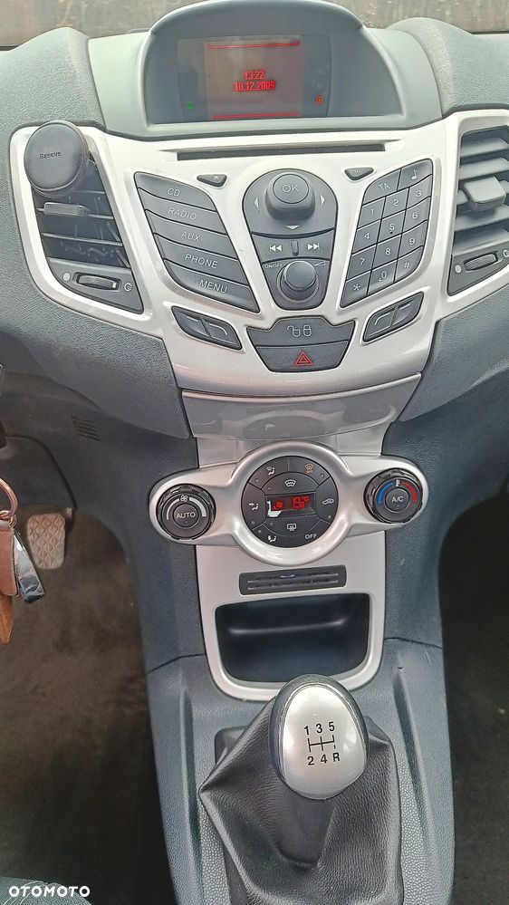 Ford Fiesta - 13