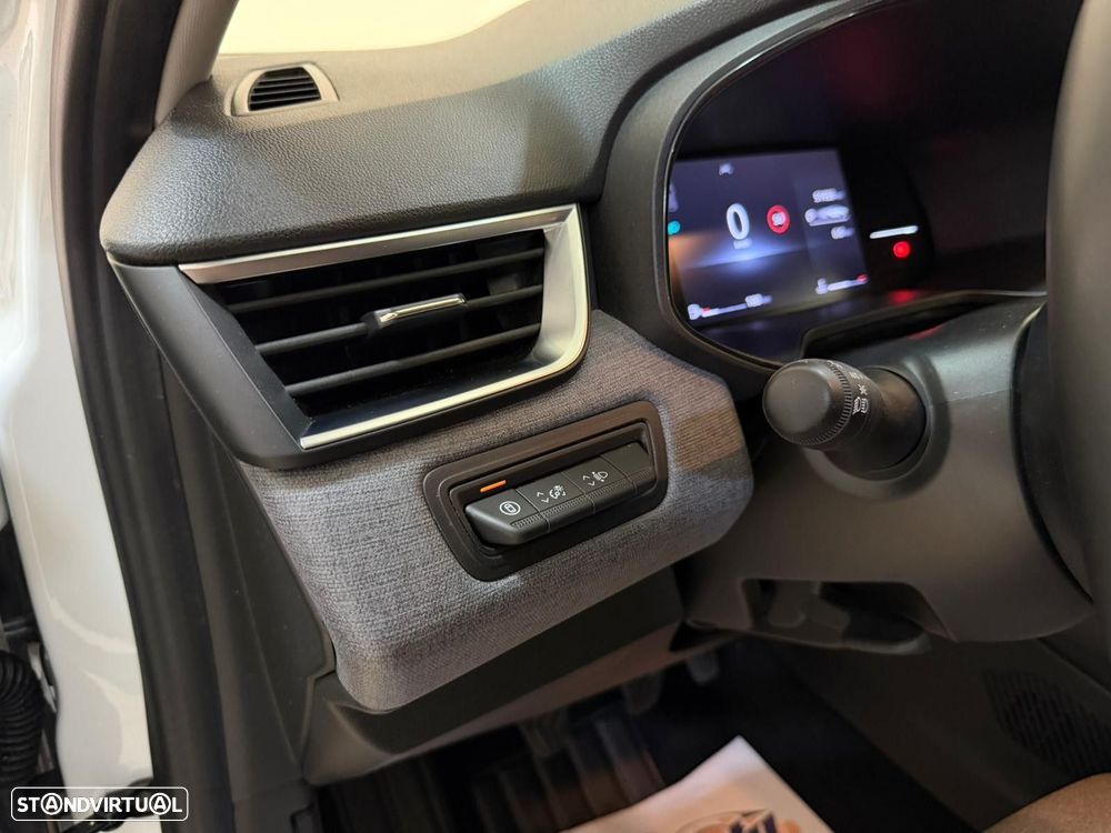 Renault Clio 1.0 TCe Evolution - 16
