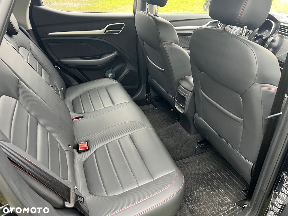 MG ZS 1.0 T-GDI Exclusive - 12