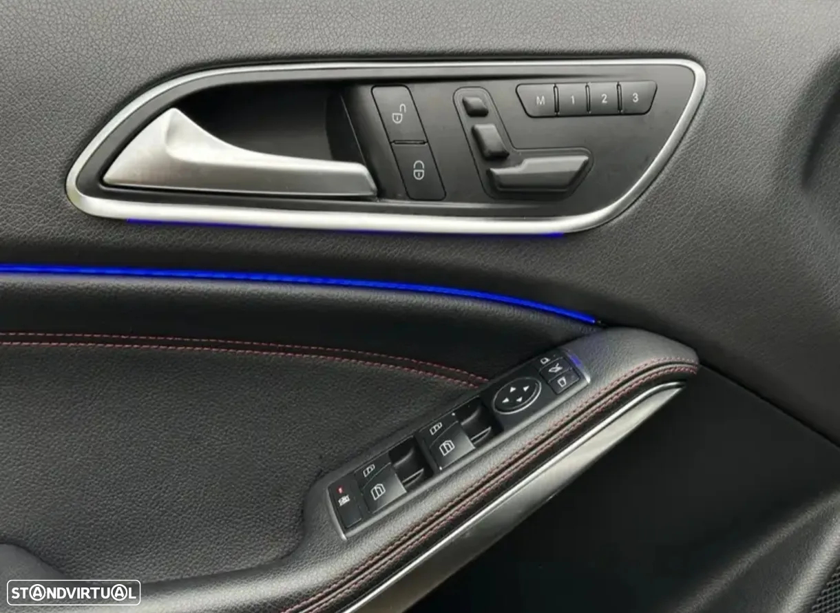 Mercedes-Benz GLA 45 AMG 4-Matic - 13