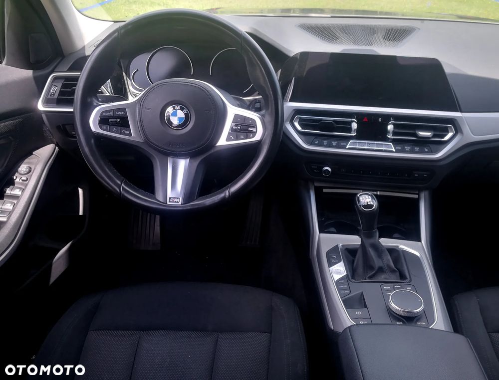 BMW Seria 3 318d Luxury Line - 7
