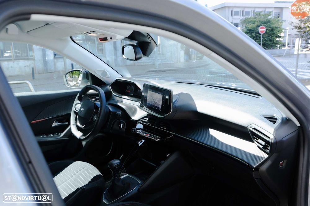 Peugeot 2008 1.2 PureTech Active Pack - 26