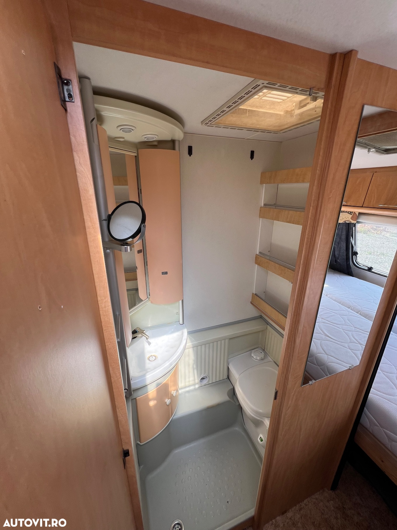 Burstner Ventana 430 TN - 7