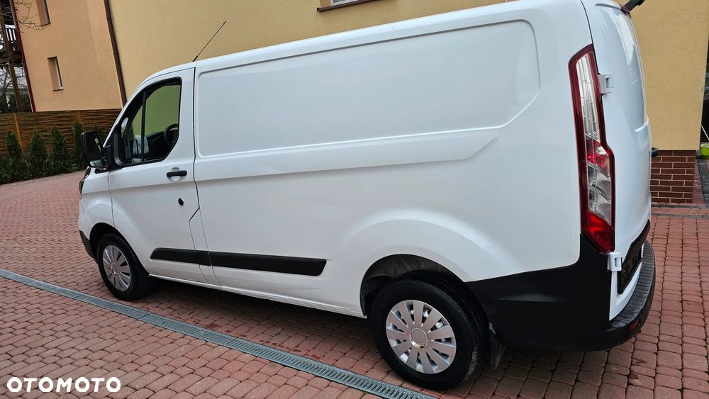 Ford Transit Custom - 23