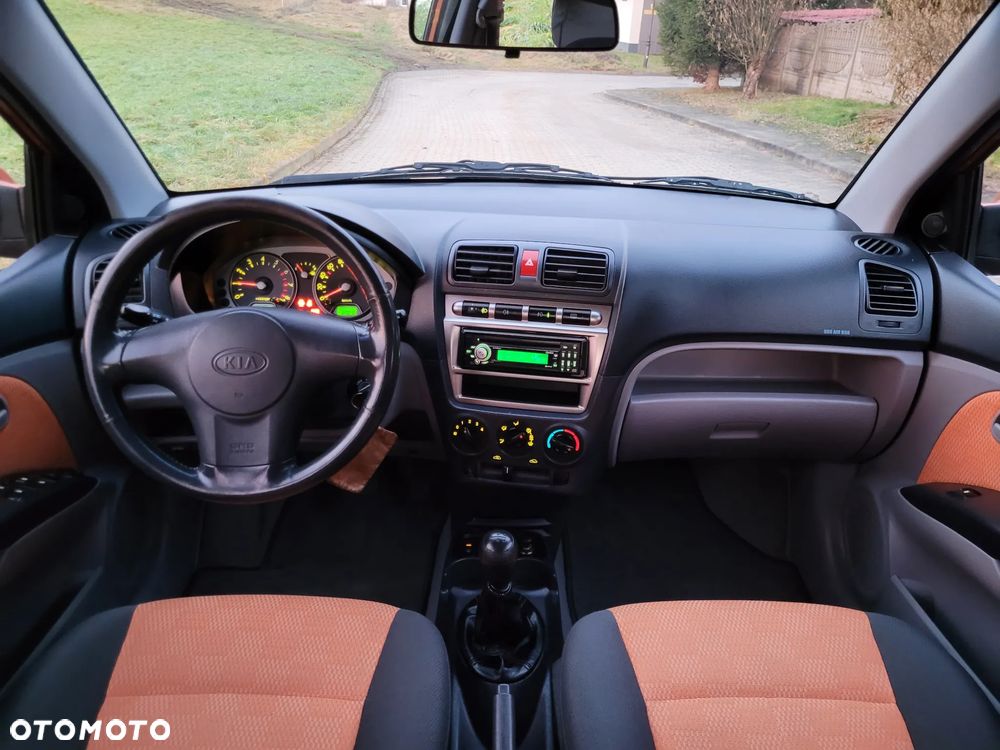 Kia Picanto 1.1 Vision - 10