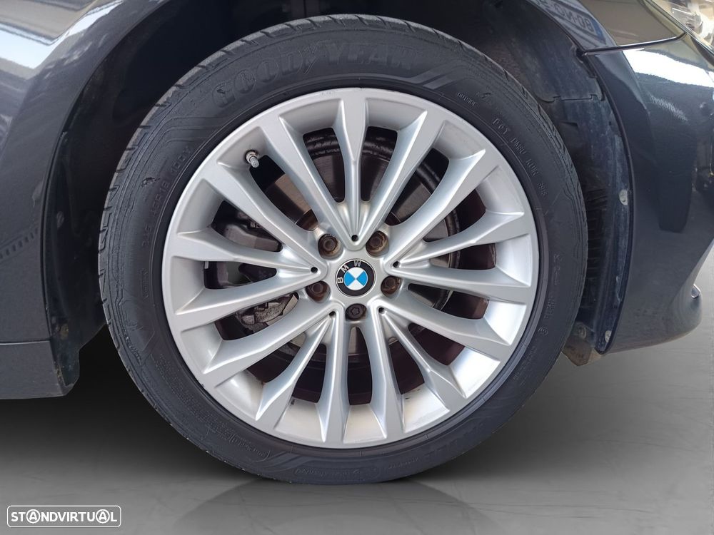 BMW 520 d Line Luxury Auto - 23