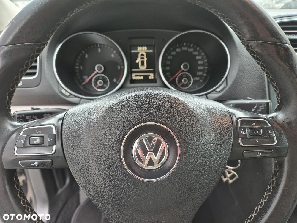 Volkswagen Golf 1.6 TDI DPF MATCH - 16