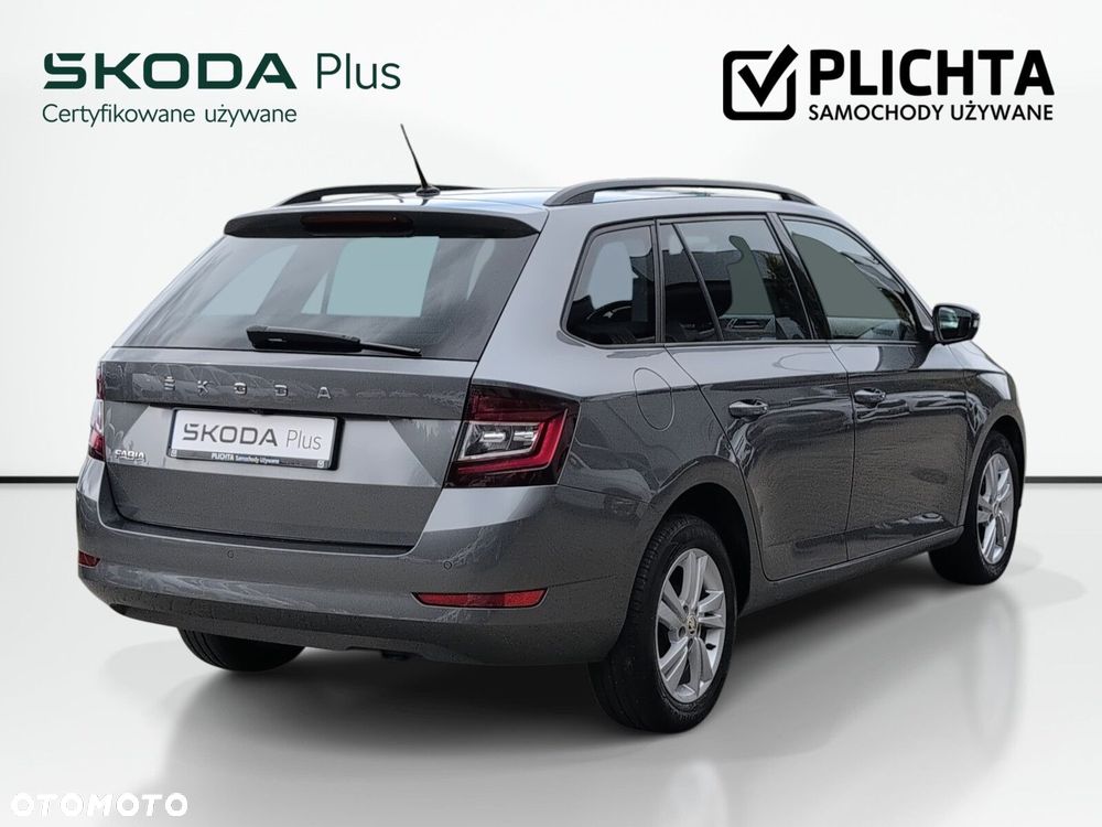 Skoda Fabia 2022 photo 5